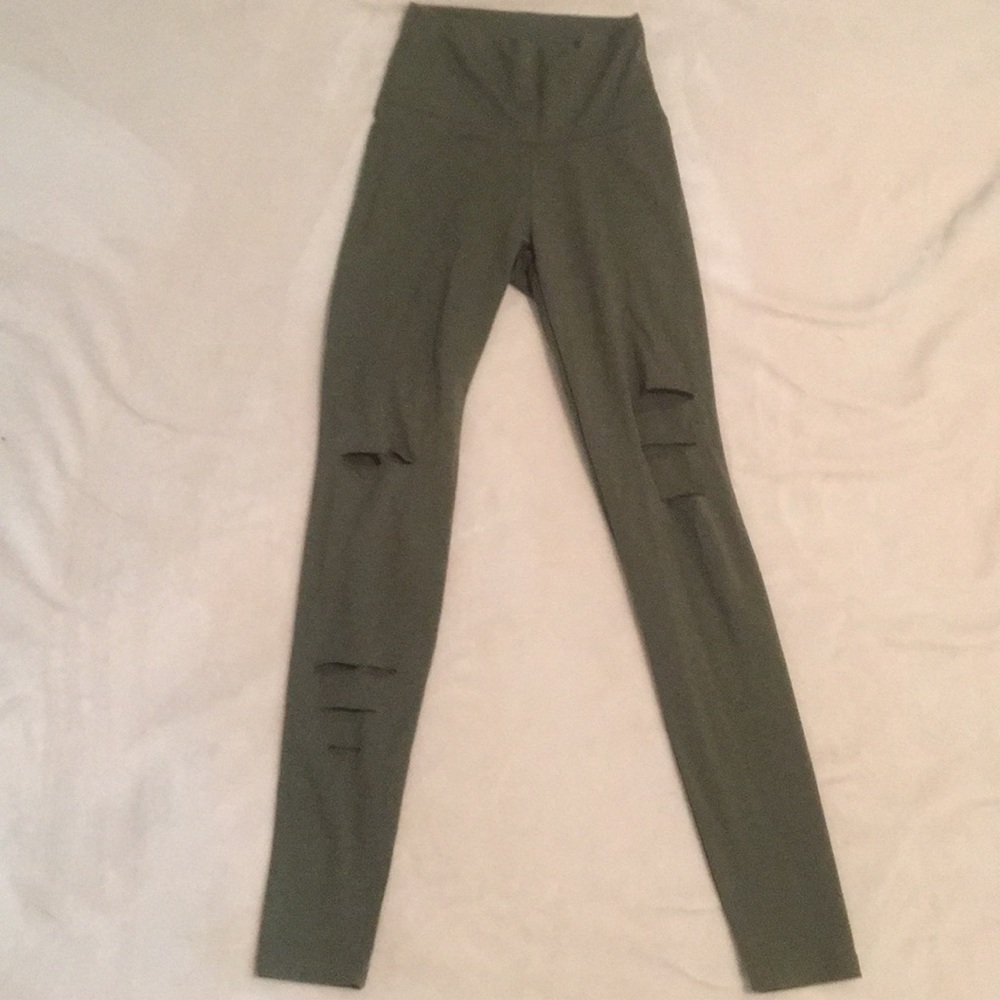Olive ripped leggings